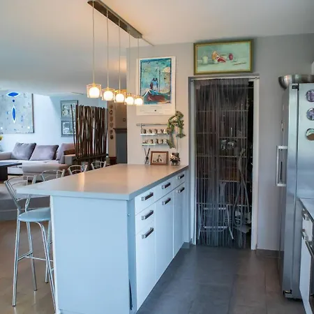 Nernier, Piscine Privee Et Acces Direct Au Holiday home