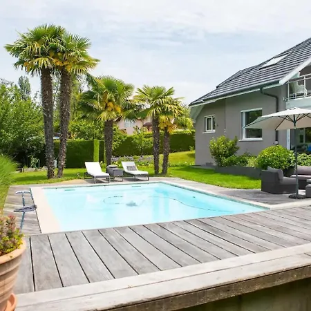 Nernier, Piscine Privee Et Acces Direct Au